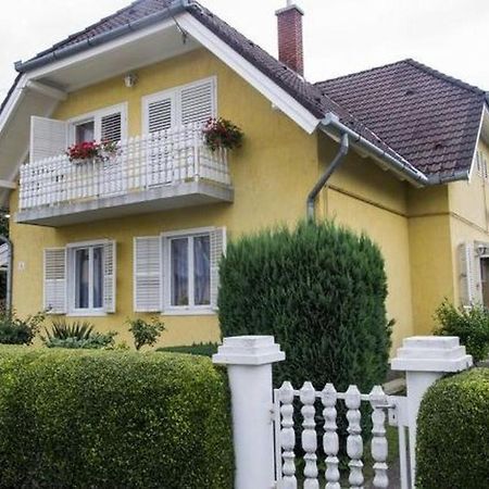 Gizella Haz Apartment Keszthely Luaran gambar