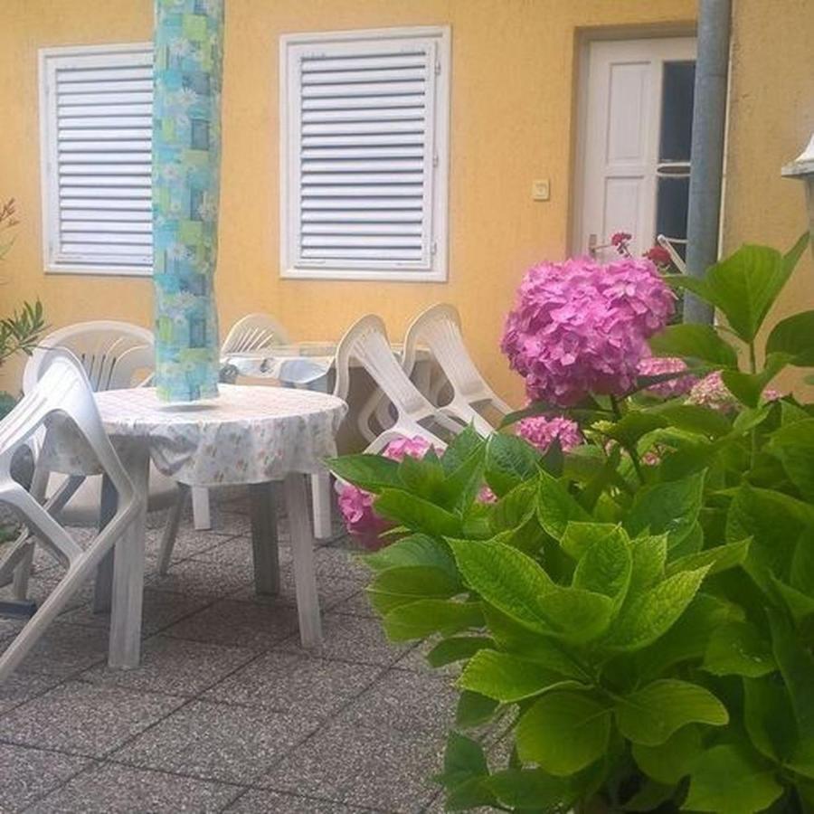 Gizella Haz Apartment Keszthely Luaran gambar